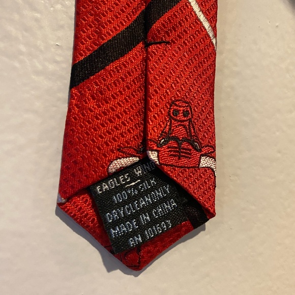 NBA Ties Men's Chicago Bulls Necktie Basketball 100% Silk Tie Red Black NWT - Picture 4 of 8